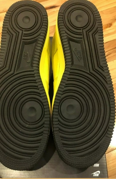 Nike Air Force 1 Gore-Tex Mens Size 11.5 - Picture 6 of 7